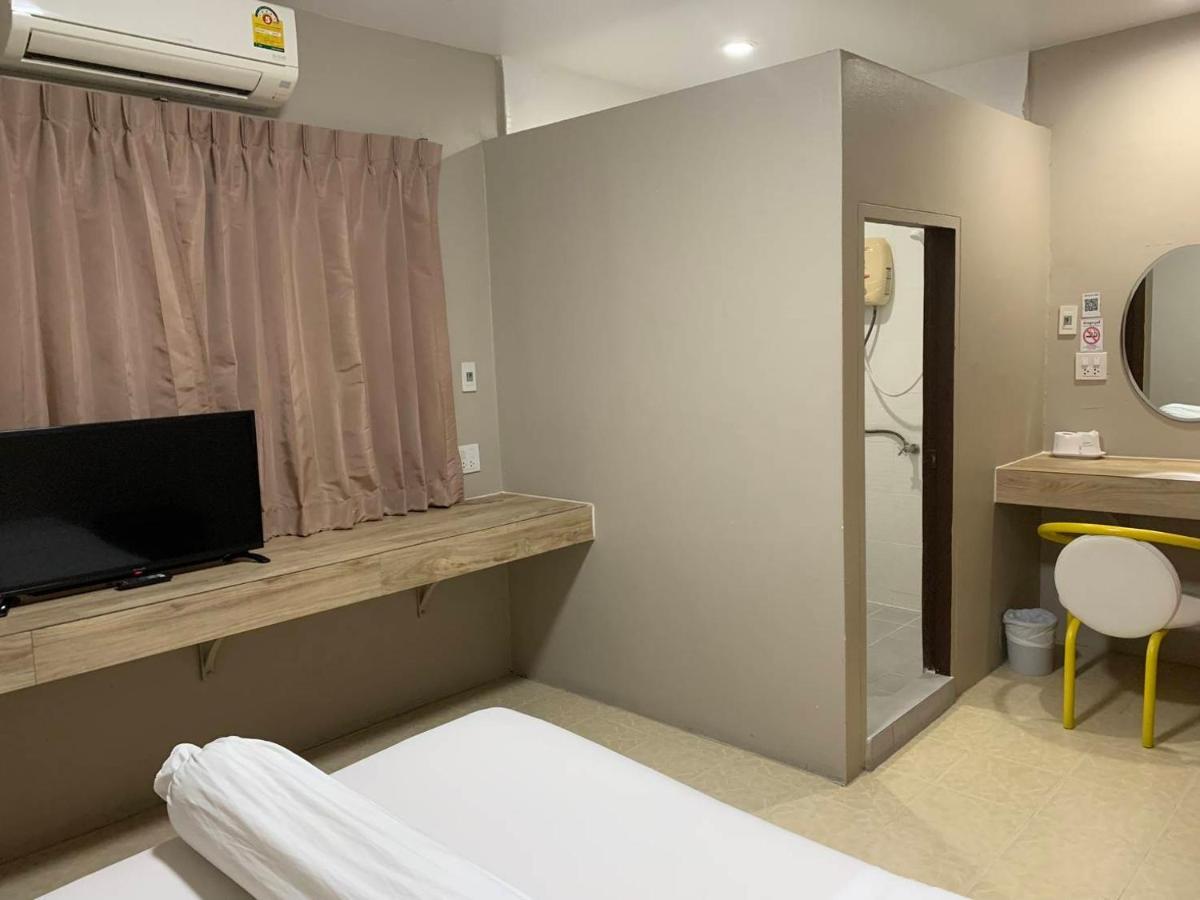 Lithai Guesthouse Phitsanulok Esterno foto