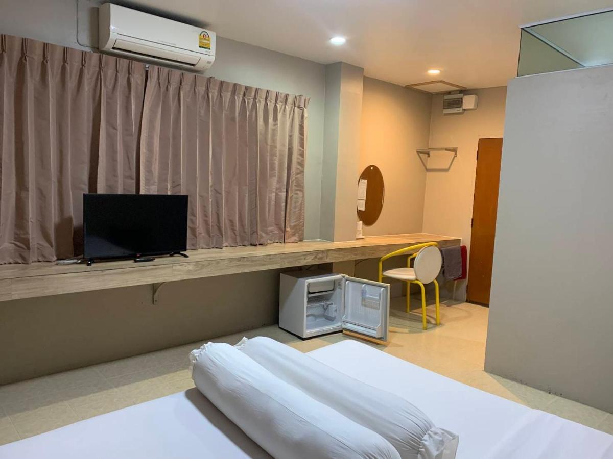 Lithai Guesthouse Phitsanulok Esterno foto